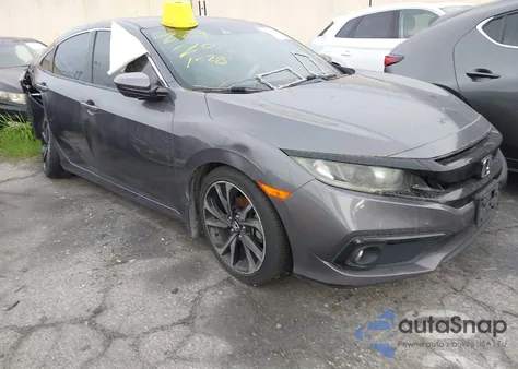 2019 Honda Civic Sport z USA, uszkodzony, nr VIN 2HGFC2F8XKH572302